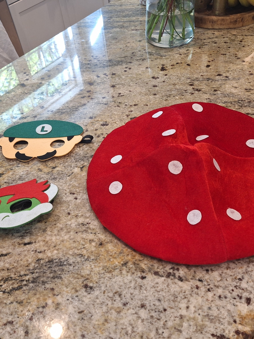 Supe Mario Toad Mushroom Hat With Two Character Masks